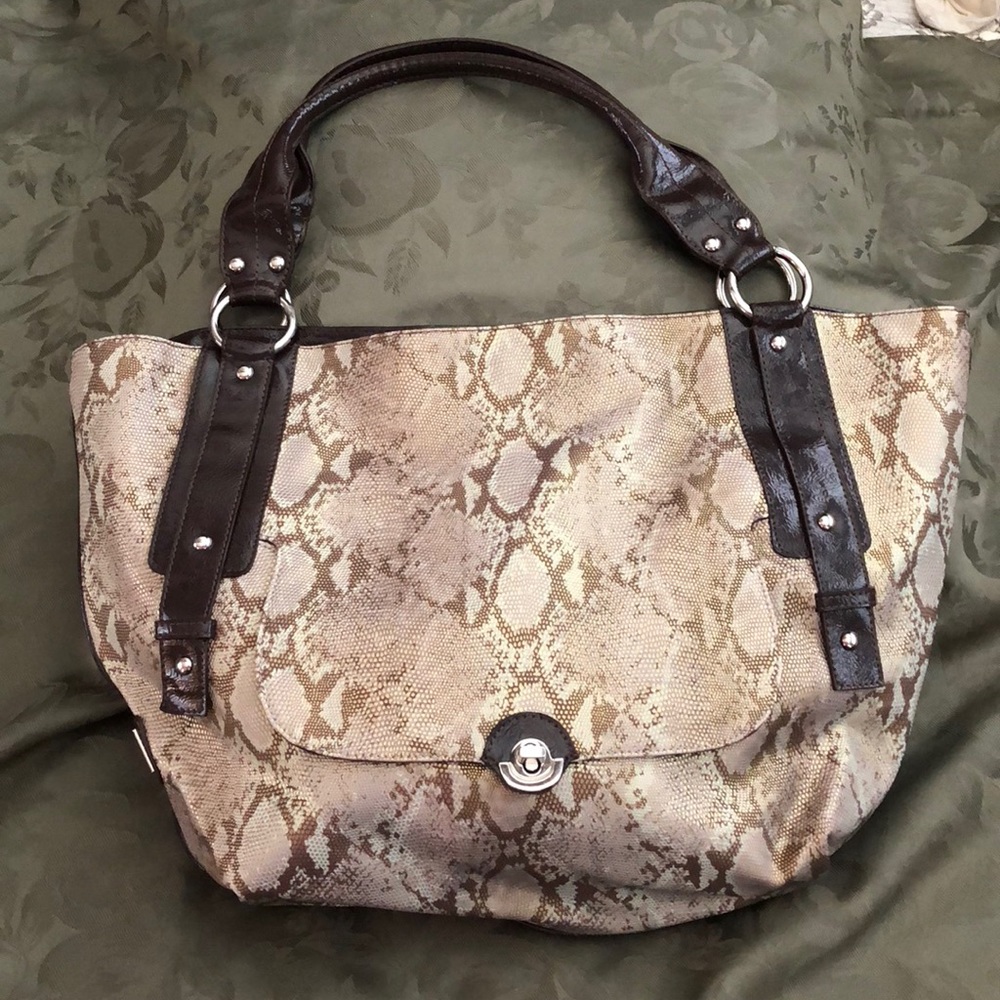 Maxx New York lg tote